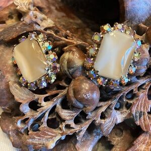 AURORA BOREALIS AND CREAM FKASS MOON GLOW RECTANGULAR STONES.